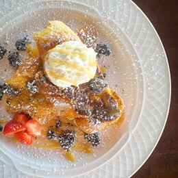Lagarde American Eatery is serving up traditional NOLA dishes and modern American cuisine just three minutes from The Oliver, so stop by if you want a casual yet upscale eating experience and delicious dishes. 😋
.
.
📸 @lagardeatlanta #repost Instagram post from @TheOliverChamblee on April 17, 2023 09:53:10am